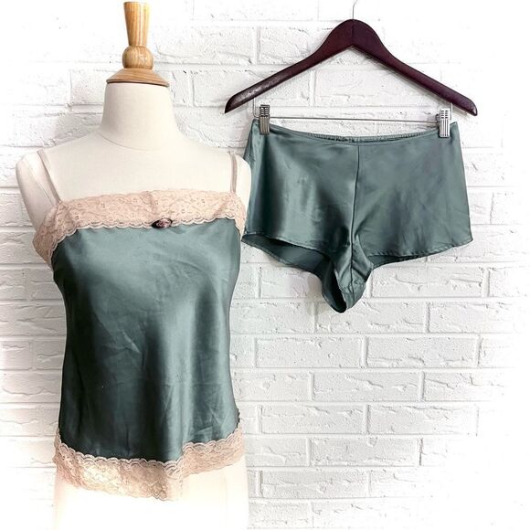 VINTAGE Y2K Victoria’s Secret Satin Lace Sleep Set Size Small - Picture 1 of 12